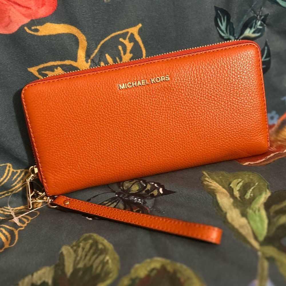 Brand New- Michael Kors Pebbled Leather Continental Wristlet Wallet in Orange